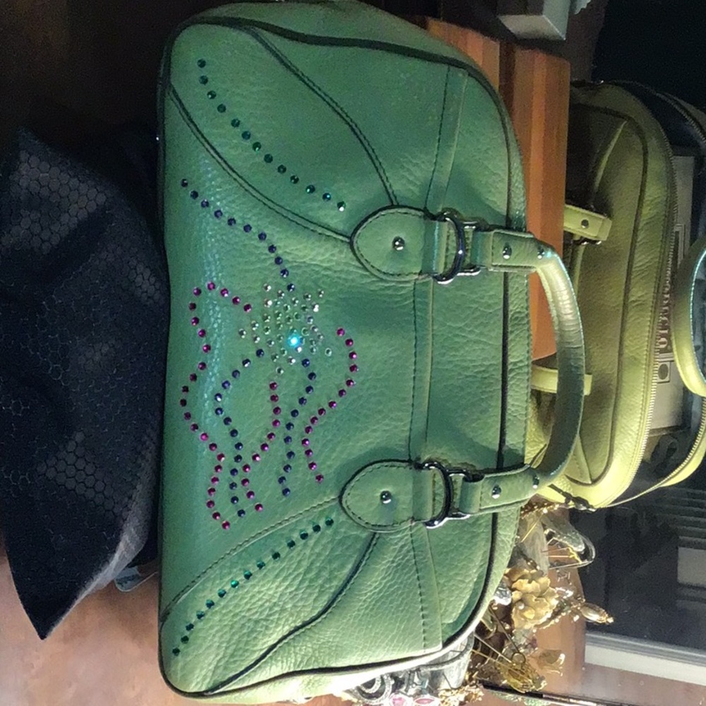 ✨✨✨ Beautiful Green Leather Bag by COLE HAAN